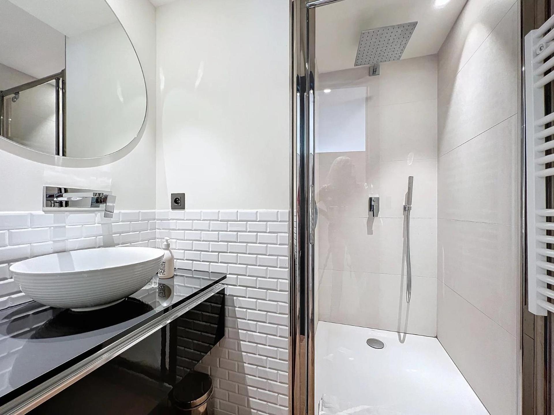 Apartment 3p Between Croisette Beaches And Antibes Street